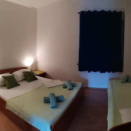 Apartments Sretna Gradac (Split-Dalmatia) Exterior foto