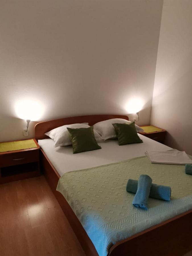 Apartments Sretna Gradac (Split-Dalmatia) Exterior foto