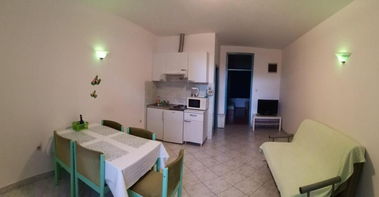 Apartments Sretna Gradac (Split-Dalmatia) Exterior foto